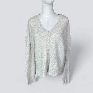 & other Stories Los Angeles SZ LGE vneck alpaca wool ribbed silver gray sweater